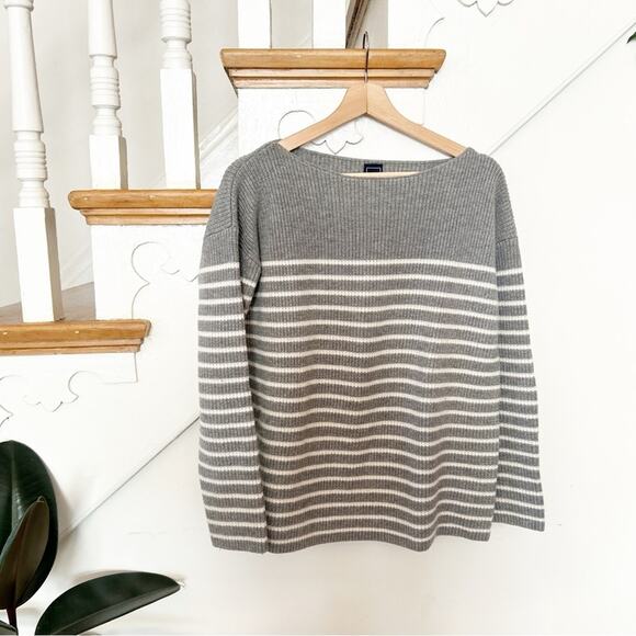 GAP Striped Merino Wool Blend Sweater Gray White Long Sleeve Pullover Size L - Picture 2 of 6